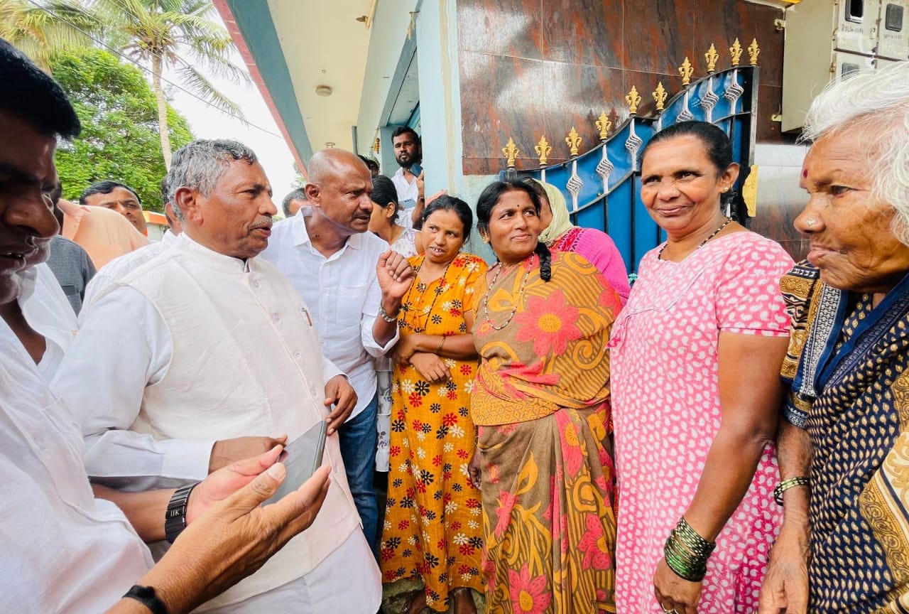 ಪ. ಜಾತಿಯ ಸಮಗ್ರ ಸಮೀಕ್ಷೆಯ ಕುರಿತು ಪರಿಶೀಲನೆ ನಡೆಸಿದ ಸಚಿವ ಮುನಿಯಪ್ಪ