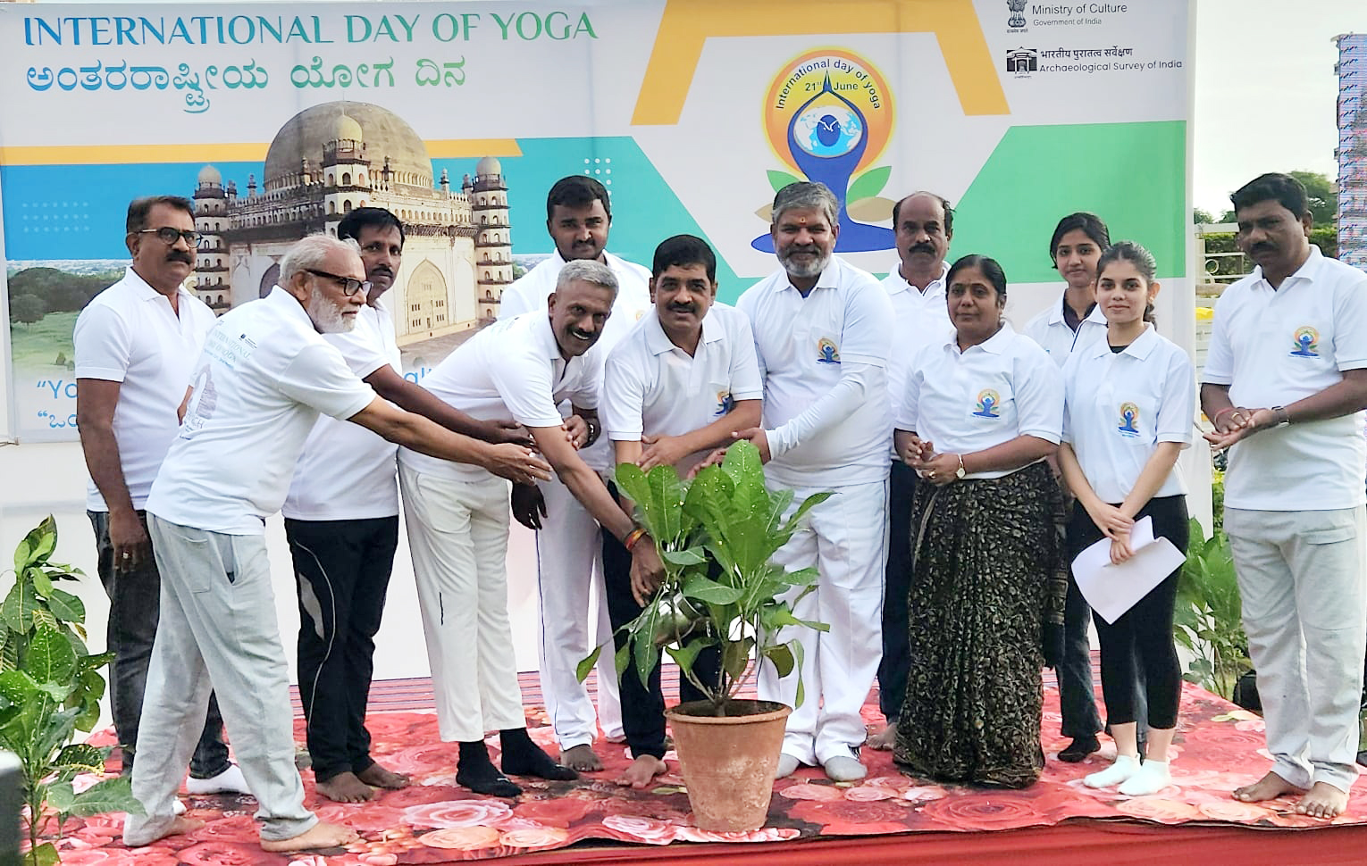 ಯೋಗದಿಂದ ಸದೃಢ ಆರೋಗ್ಯ ನಿರ್ಮಾಣ: ಡಾ. ಜಾವಿದ ಜಮಾದಾರ