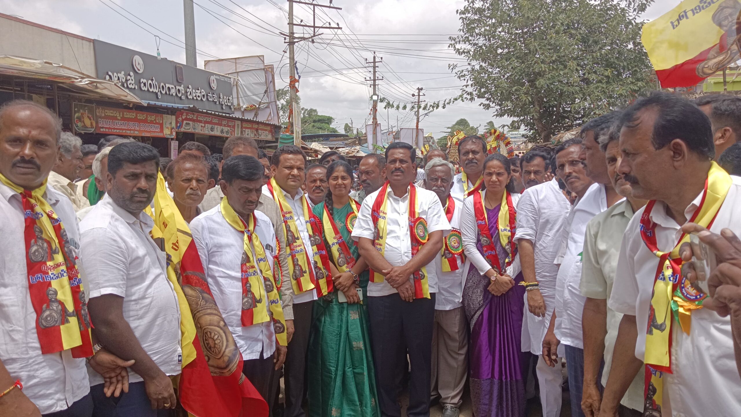 ಕೆಂಪೇಗೌಡರ ತತ್ವ ಆದರ್ಶ ಪ್ರತಿಯೊಬ್ಬ ರಾಜಕಾರಣಿ ಹಾಗೂ ಸರ್ಕಾರಿ ಅಧಿಕಾರಿ ಪಾಲಿಸಬೇಕು: ಶಾಸಕ ಬಿ ಎನ್ ರವಿಕುಮಾರ್
