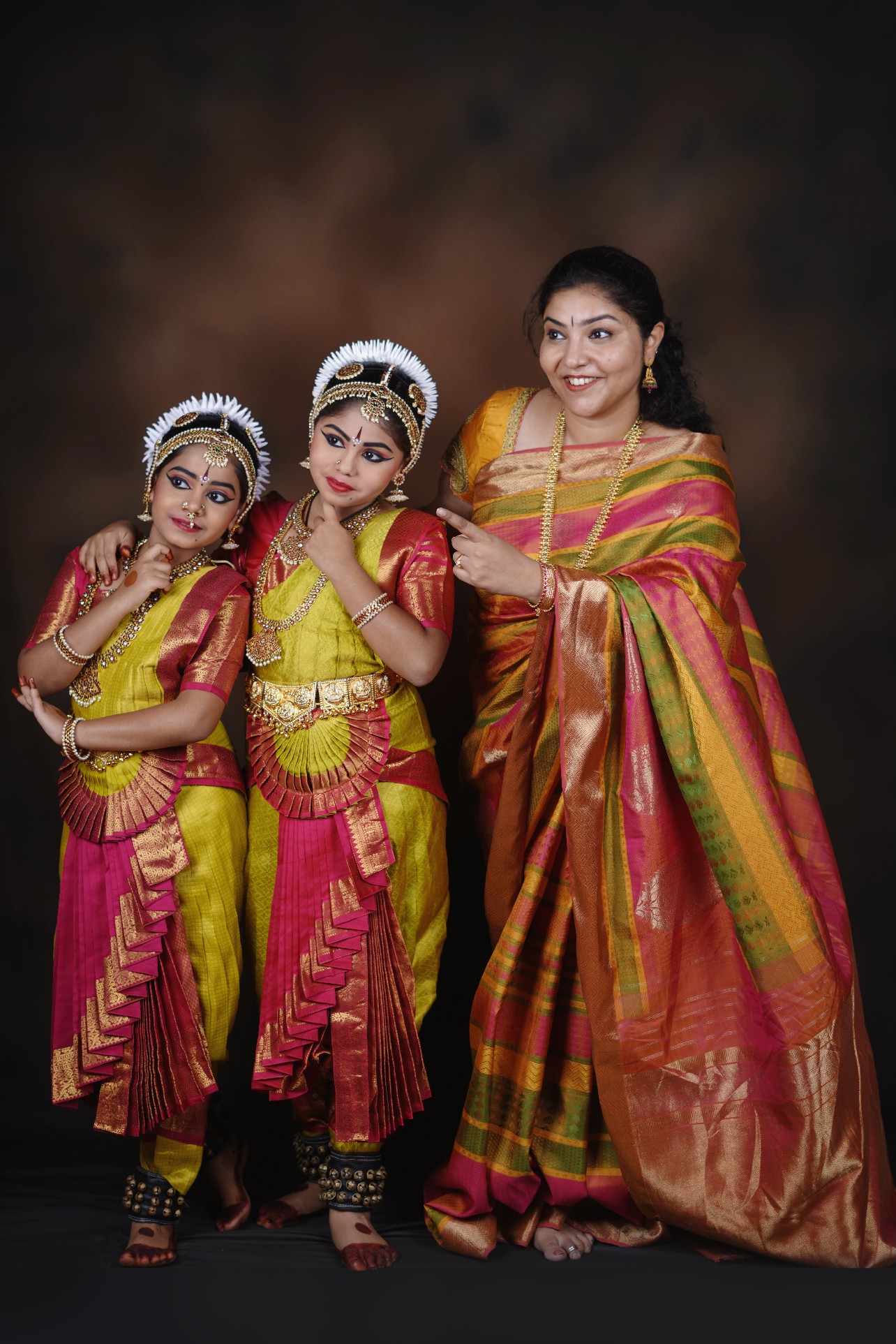 ಸೋನಲ್- ಪೂರ್ವಿಕಾ ರಂಗಾಭಿವಂದನೆ  