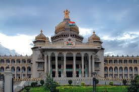 ರೆಬೆಲ್ ಶಾಸಕರ ಅಬ್ಬರ: ಸಿಎಂ ಮೇಲೆ ಹೈಕಮಾಂಡ್ ಪ್ರಹಾರ ರೆಬೆಲ್ ಶಾಸಕರ ಅಬ್ಬರ: ಸಿಎಂ ಮೇಲೆ ಹೈಕಮಾಂಡ್ ಪ್ರಹಾರ