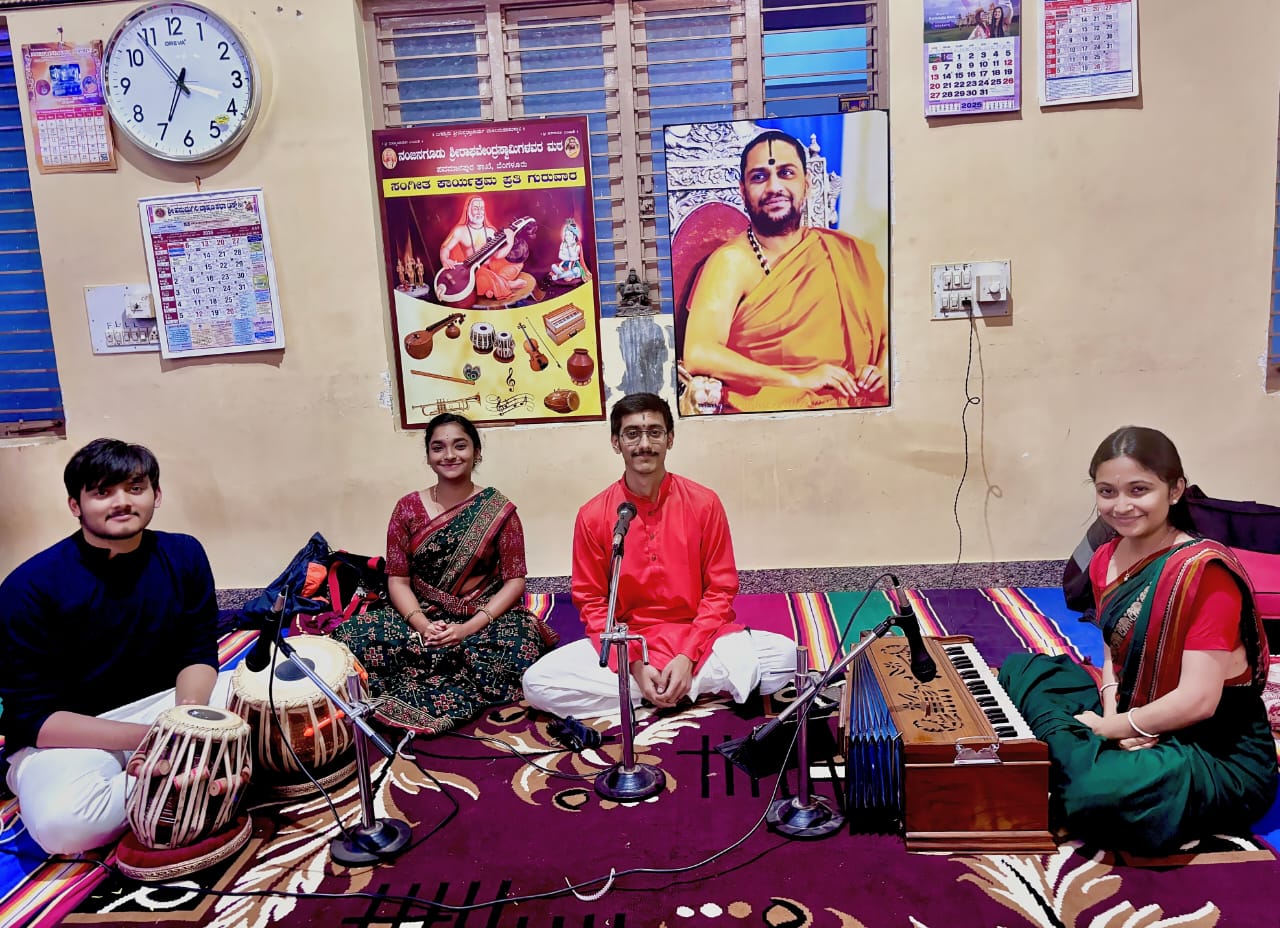 ಸಂಗೀತ ಪ್ರಿಯರ ಮನಸೂರೆಗೊಂಡ ಶಿಶಿರ ಗಾಯನ