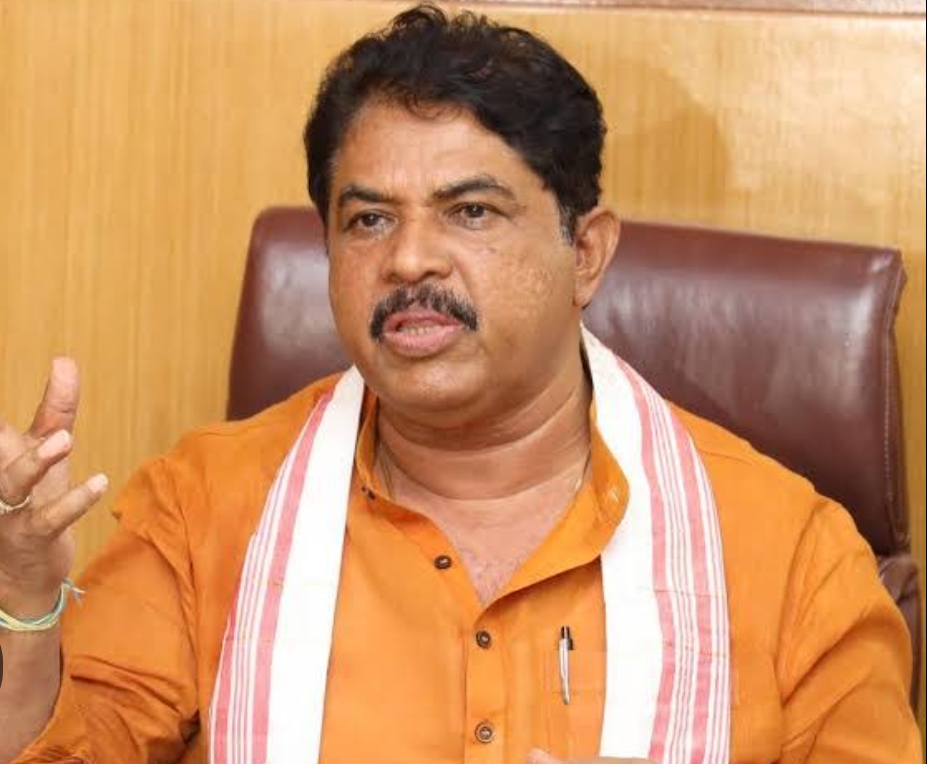 *ಮುಖ್ಯಮಂತ್ರಿ ಬದಲಾವಣೆ ಖಚಿತ, ಸಿದ್ದರಾಮಯ್ಯ ಕೇಂದ್ರಕ್ಕೆ ಹೋಗುವುದು ಗ್ಯಾರಂಟಿ: ಪ್ರತಿಪಕ್ಷ ನಾಯಕ ಆರ್‌.ಅಶೋಕ*