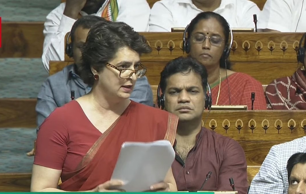 ಪಹಲ್ಗಾಮ್ ಸಂತ್ರಸ್ತರ ಹೆಸರುಗಳನ್ನು ಸಂಸತ್ತಿನಲ್ಲಿ ಓದಿದ ಪ್ರಿಯಾಂಕಾ ಗಾಂಧಿ