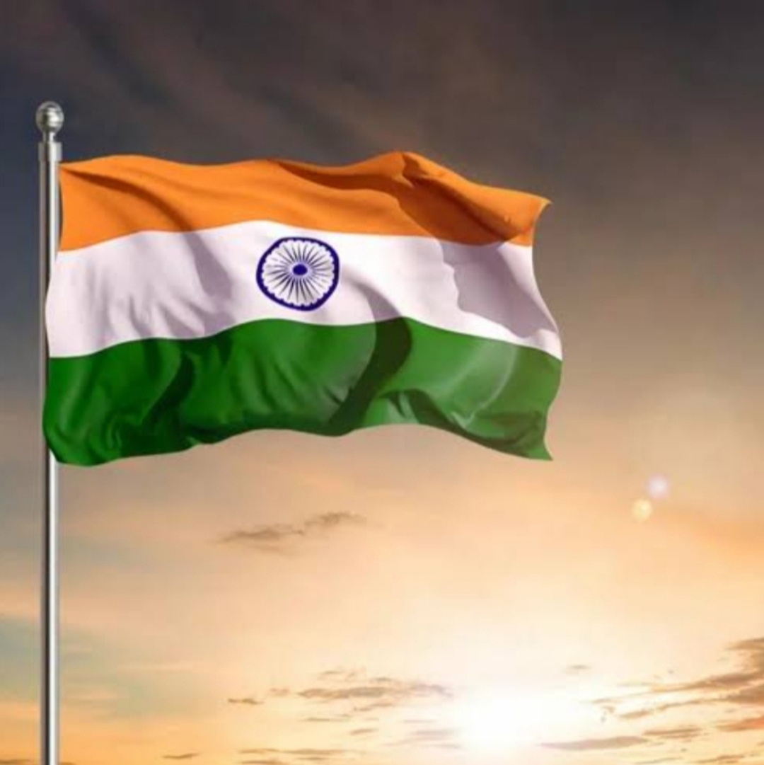 ಭಾರತ ದೇಶವನ್ನು ಪ್ರತಿಯೊಬ್ಬ ಪ್ರಜೆಯು ಪ್ರೀತಿಸುತ್ತಾನೆ. ಪ್ರೀತಿಸಲೇಬೇಕು
