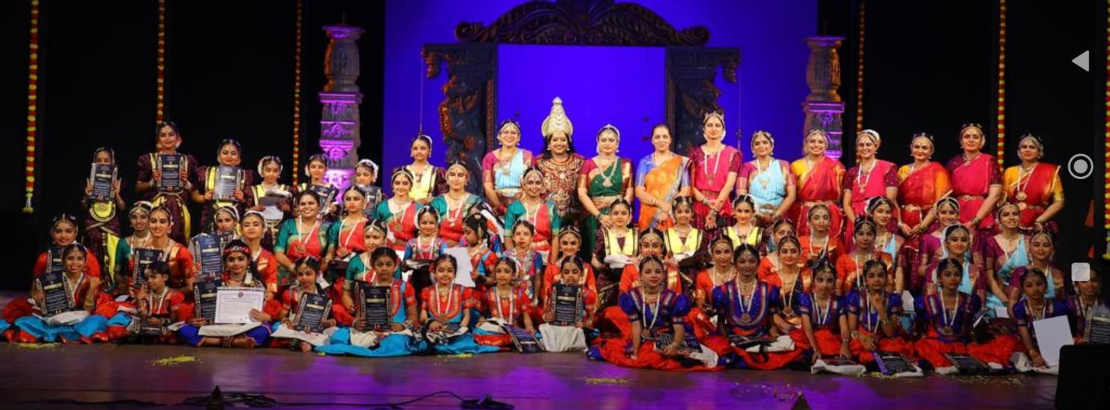 ಪ್ರೇಕ್ಷಕರ ಮೆಚ್ಚುಗೆ ಗಳಿಸಿದ “ದಶರೂಪ ವೈಭವಂ” ನೃತ್ಯ ಪ್ರದರ್ಶನ