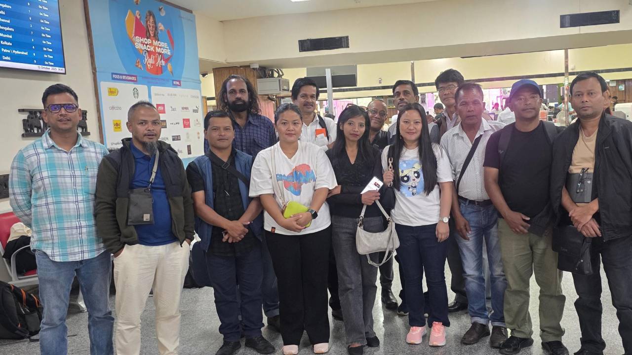 ಕೇಂದ್ರ ಯೋಜನೆ ಮತ್ತು ಸಾಂಸ್ಕೃತಿಕ ಪರಂಪರೆ ಅನ್ವೇಷಿಸಲು ಕರ್ನಾಟಕ ಪ್ರವಾಸ ಆರಂಭಿಸಿದ ಮಾಧ್ಯಮ ನಿಯೋಗ ಕೇಂದ್ರ ಯೋಜನೆ ಮತ್ತು ಸಾಂಸ್ಕೃತಿಕ ಪರಂಪರೆ ಅನ್ವೇಷಿಸಲು ಕರ್ನಾಟಕ ಪ್ರವಾಸ ಆರಂಭಿಸಿದ ಮಾಧ್ಯಮ ನಿಯೋಗ