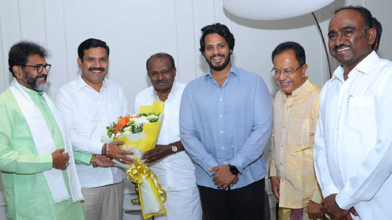 ಬಿಜೆಪಿ- ಜೆಡಿಎಸ್ ಪಕ್ಷದ ಸಮನ್ವಯ ಸಮಿತಿ ಶೀಘ್ರ ರಚನೆ: ಬಿ.ವೈ.ವಿಜಯೇಂದ್ರ ಬಿಜೆಪಿ- ಜೆಡಿಎಸ್ ಪಕ್ಷದ ಸಮನ್ವಯ ಸಮಿತಿ ಶೀಘ್ರ ರಚನೆ: ಬಿ.ವೈ.ವಿಜಯೇಂದ್ರ