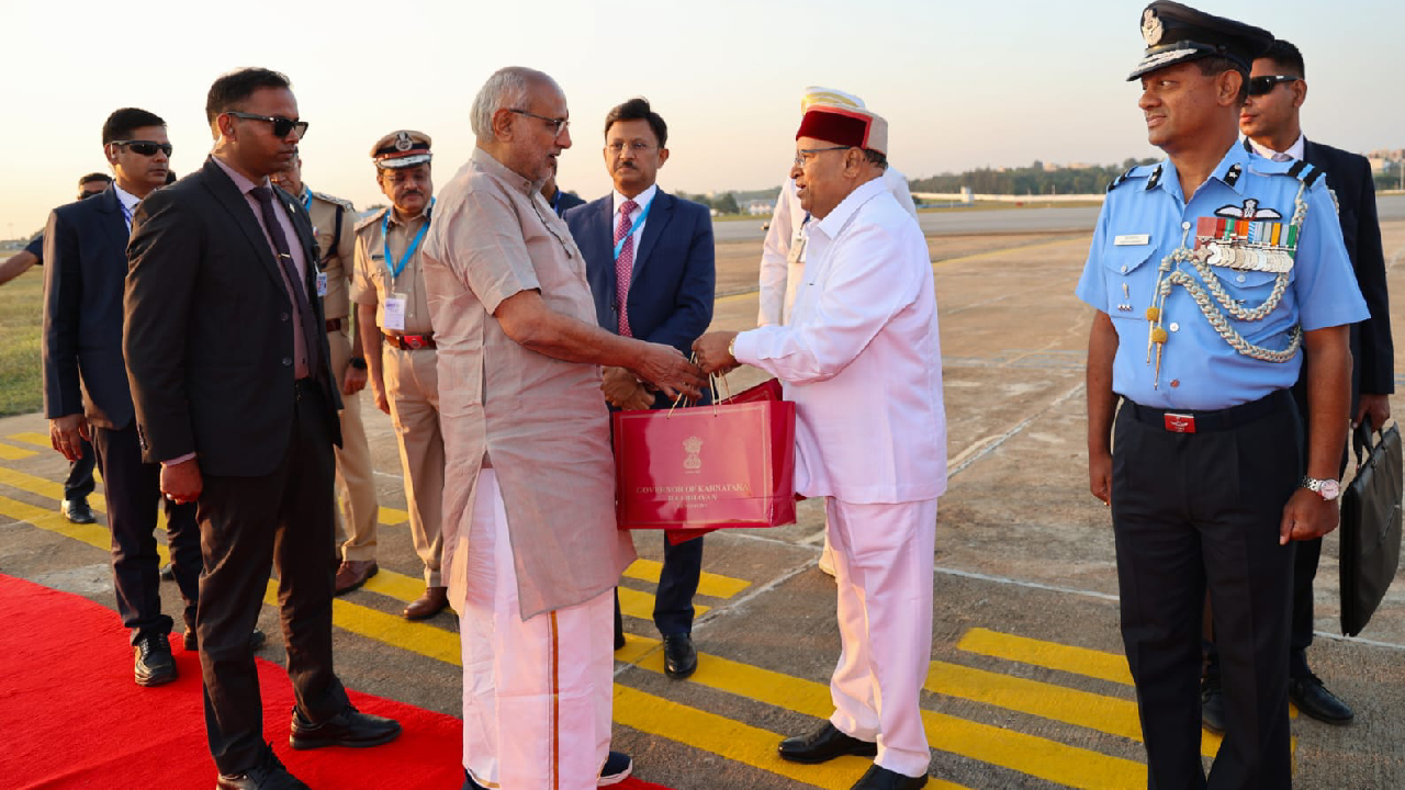 ಉಪರಾಷ್ಟ್ರಪತಿ ಸಿ.ಸಿ.ರಾಧಾಕೃಷ್ಣನ್ ಅವರಿಗೆ ರಾಜ್ಯಪಾಲ ಗೆಹ್ಲೋಟ್ ಅವರಿಂದ ಬೀಳ್ಕೊಡುಗೆ